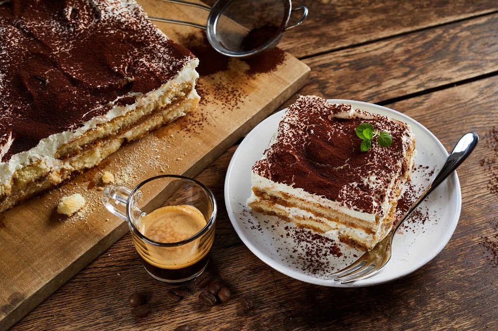 Tiramisu kolač